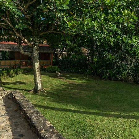 Hangout Beach Resort Катиклан Екстериор снимка