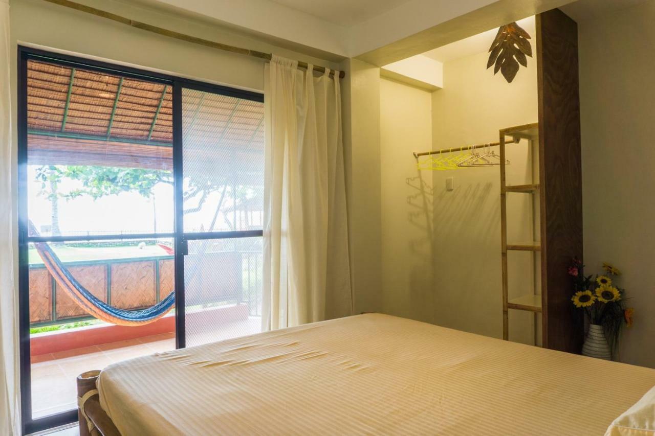 Hangout Beach Resort Катиклан Екстериор снимка