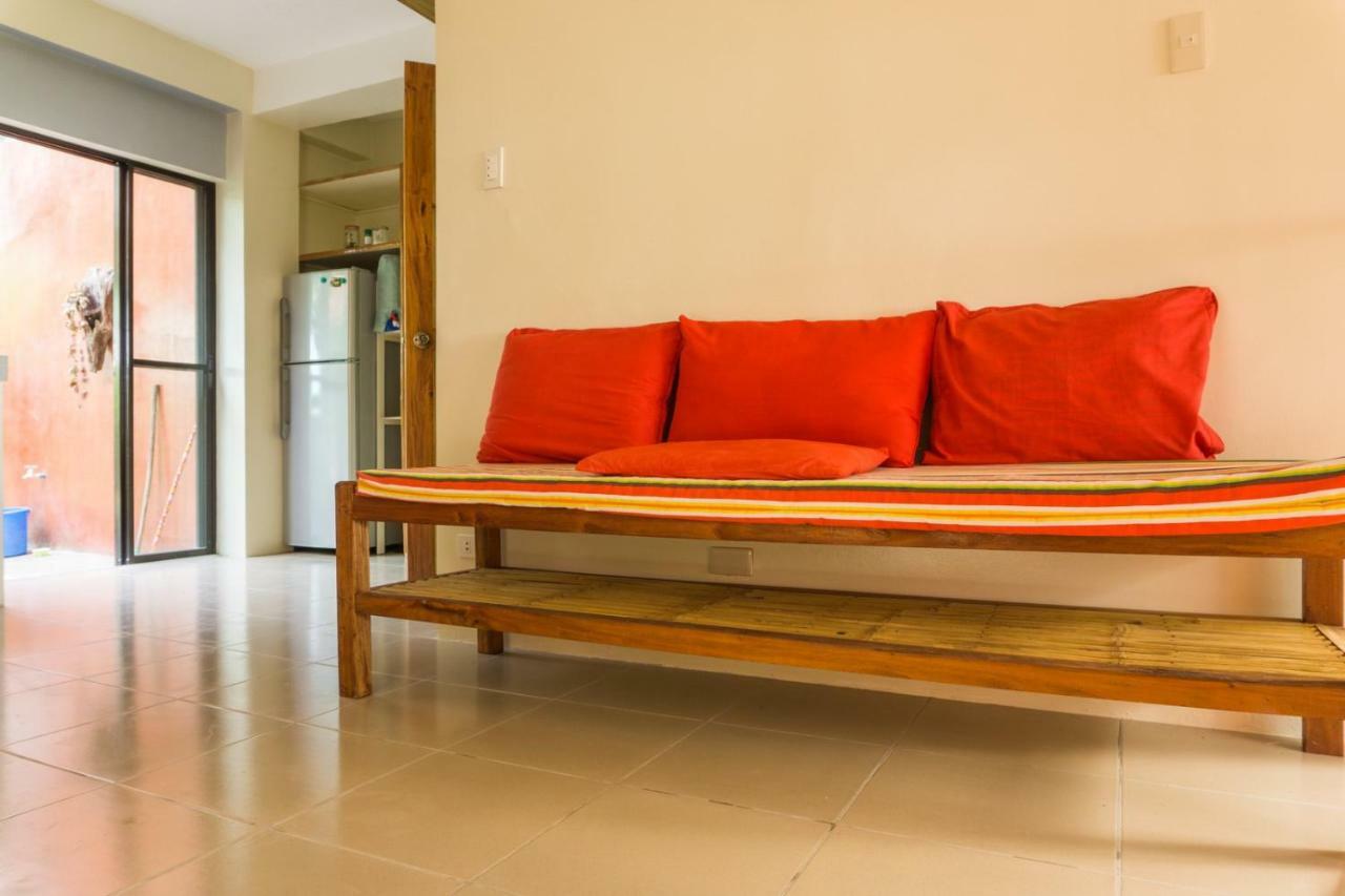 Hangout Beach Resort Катиклан Екстериор снимка