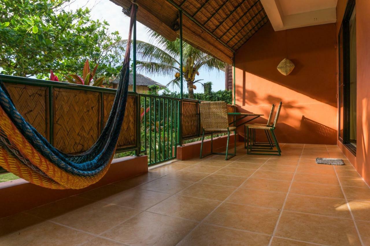 Hangout Beach Resort Катиклан Екстериор снимка