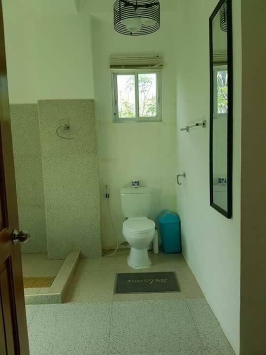 Hangout Beach Resort Катиклан Екстериор снимка